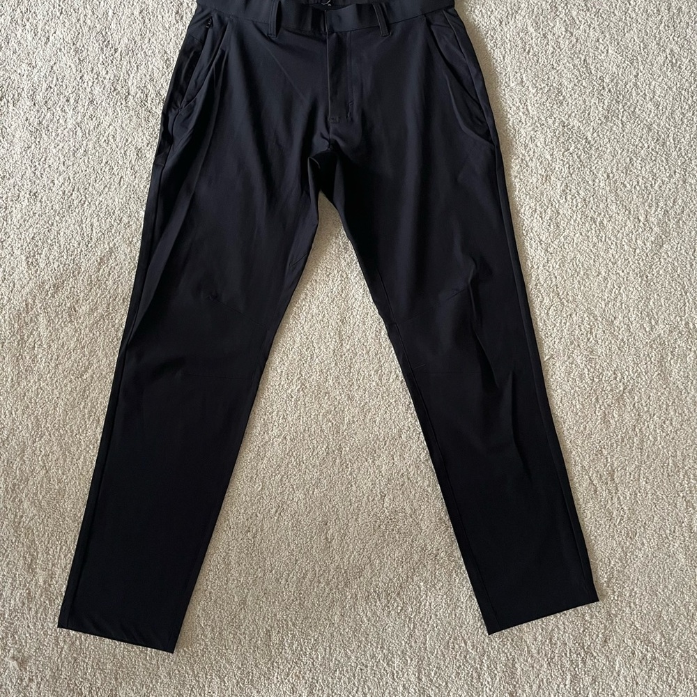 Fabletics Black Men's Golf Pants
